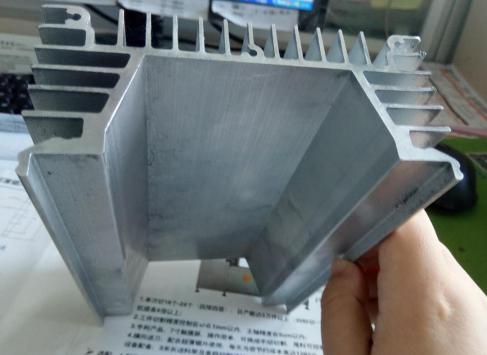 【浙江】對比、對比、再對比，釆購浙江散熱器專用鋸片當然選豐金銳