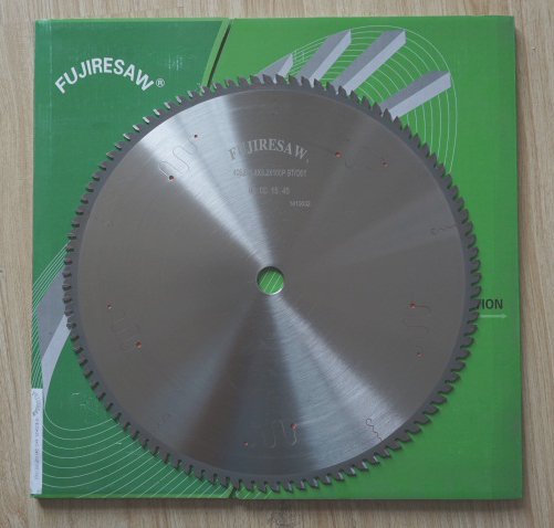 富士超薄鋸片正面圖